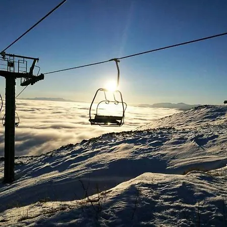 La Escondida Vut-le-952 *