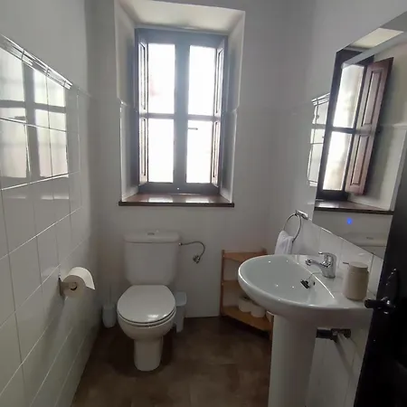 La Escondida Vut-le-952 Alpehytte Caboalles de Abajo