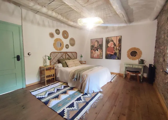 La Escondida Vut-le-952 샬레