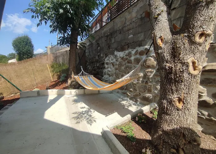 La Escondida Vut-le-952 샬레